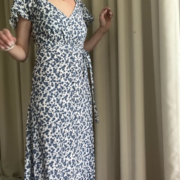 Faithful The Brand - Aurelia Midi Dress - Picture 4 of 6